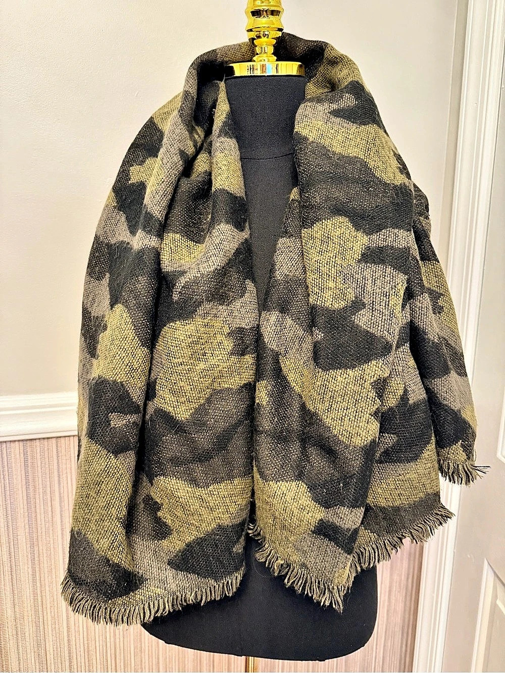 Anthropologie Oversized Camo Blanket Scarf Wrap Shawl Fringe